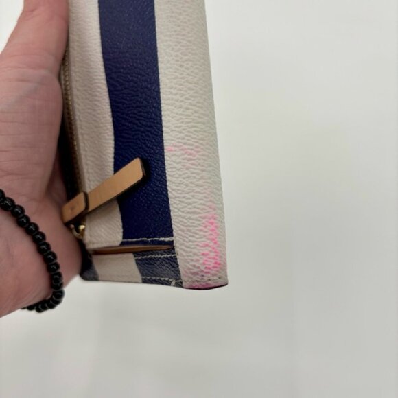 Kate Spade blue and white leather wallet with a nautical theme - Picture 7 of 7